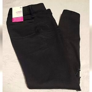 So Womens  Ultimate Jeggings Black  Pockets Stretch Denim 14